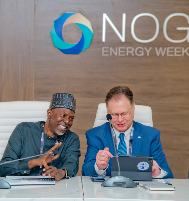 Leadership Roundtable Glance